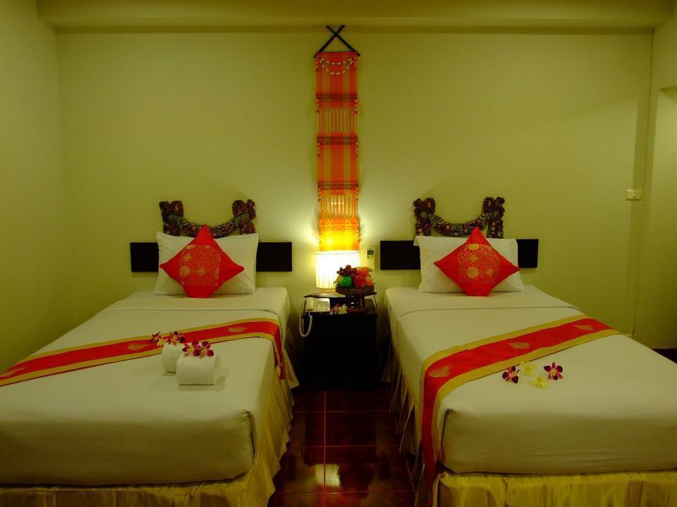 Win Place Hotel Чиангмай Екстериор снимка