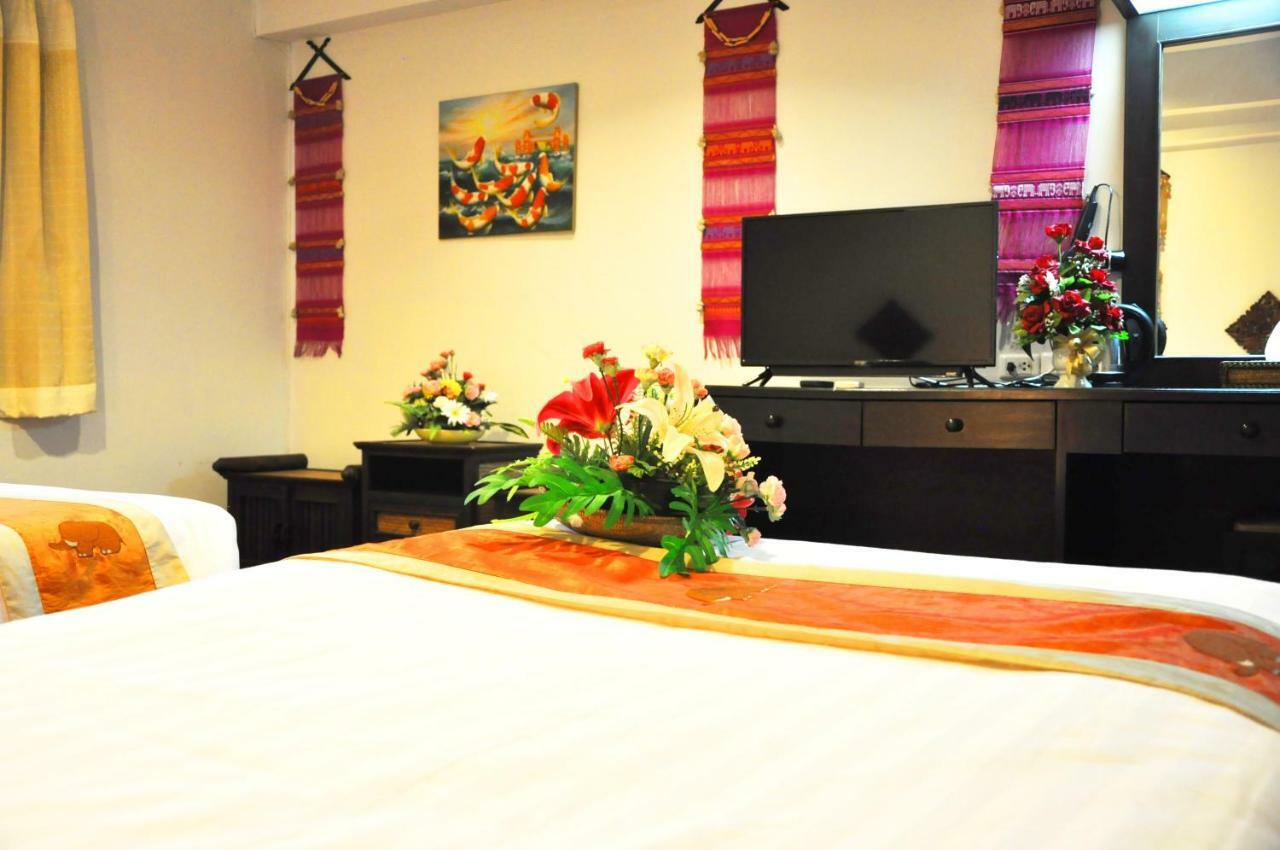 Win Place Hotel Чиангмай Екстериор снимка